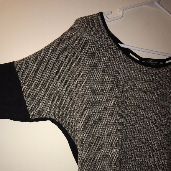 FRIEND METALLIC RACERBACK BATWING TOP - S - Picture 4 of 5